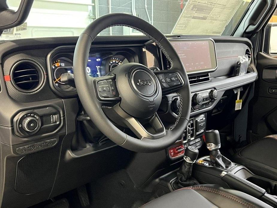 new 2025 Jeep Wrangler car, priced at $61,670