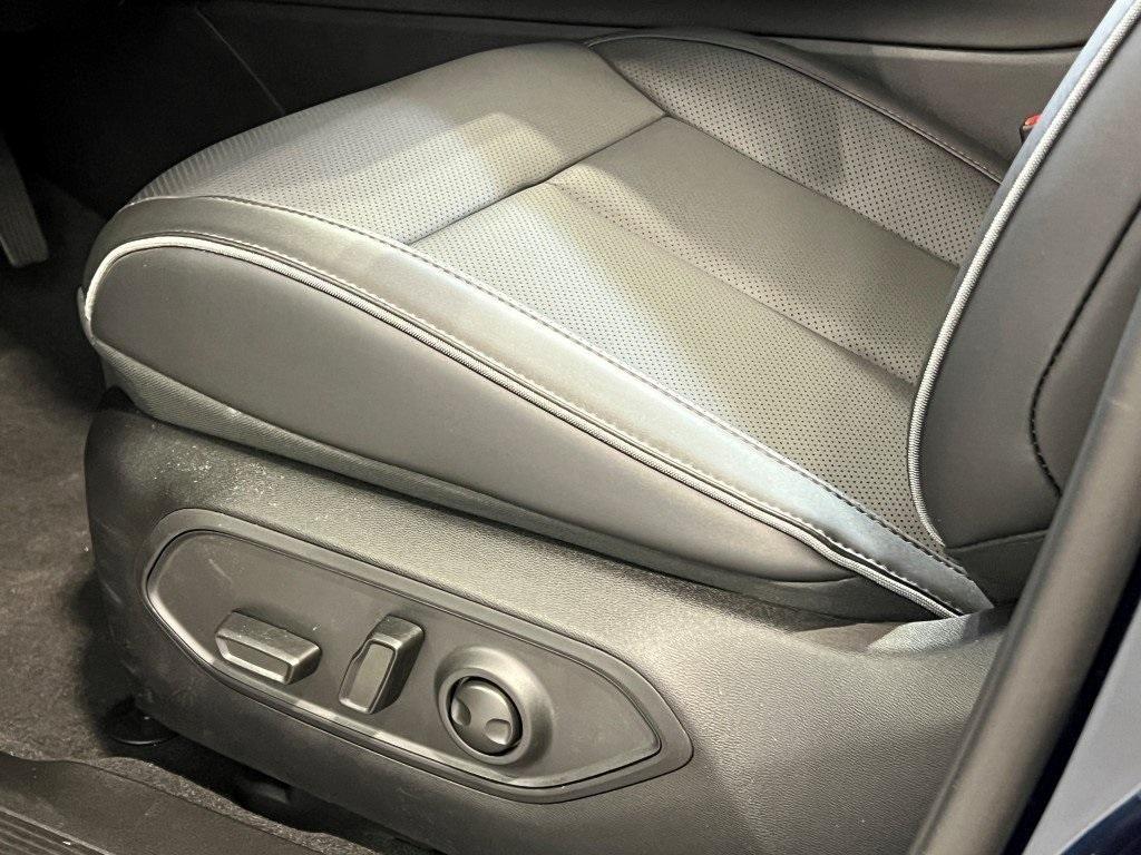 new 2025 Jeep Wagoneer S car, priced at $43,560
