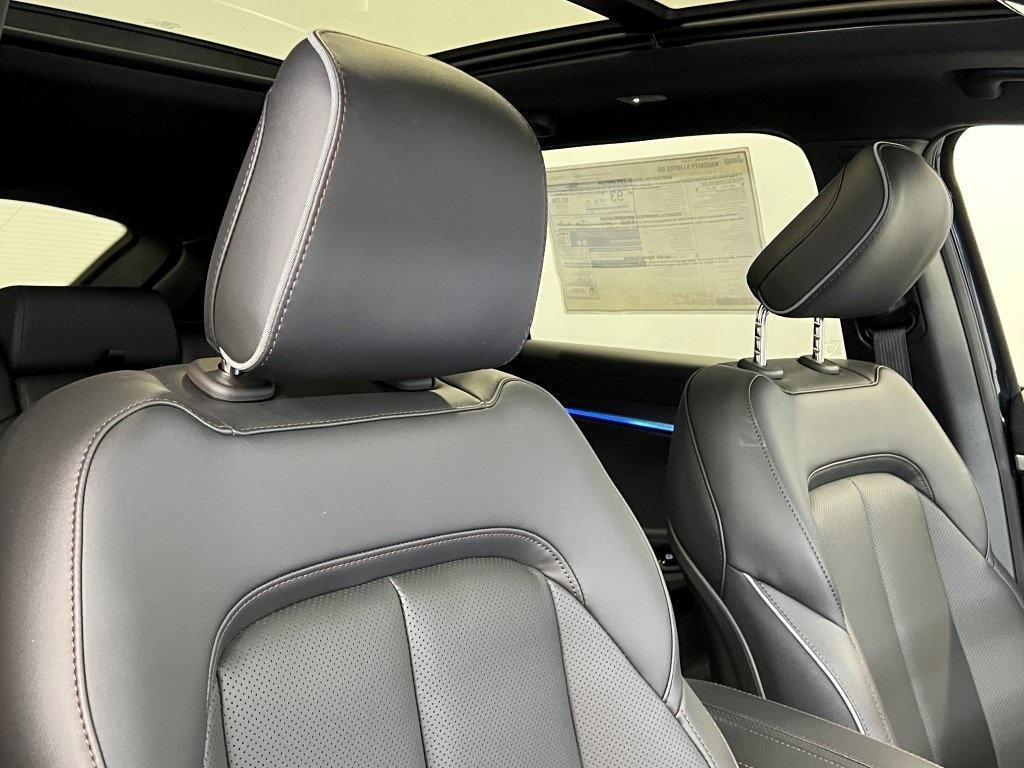 new 2025 Jeep Wagoneer S car, priced at $43,560