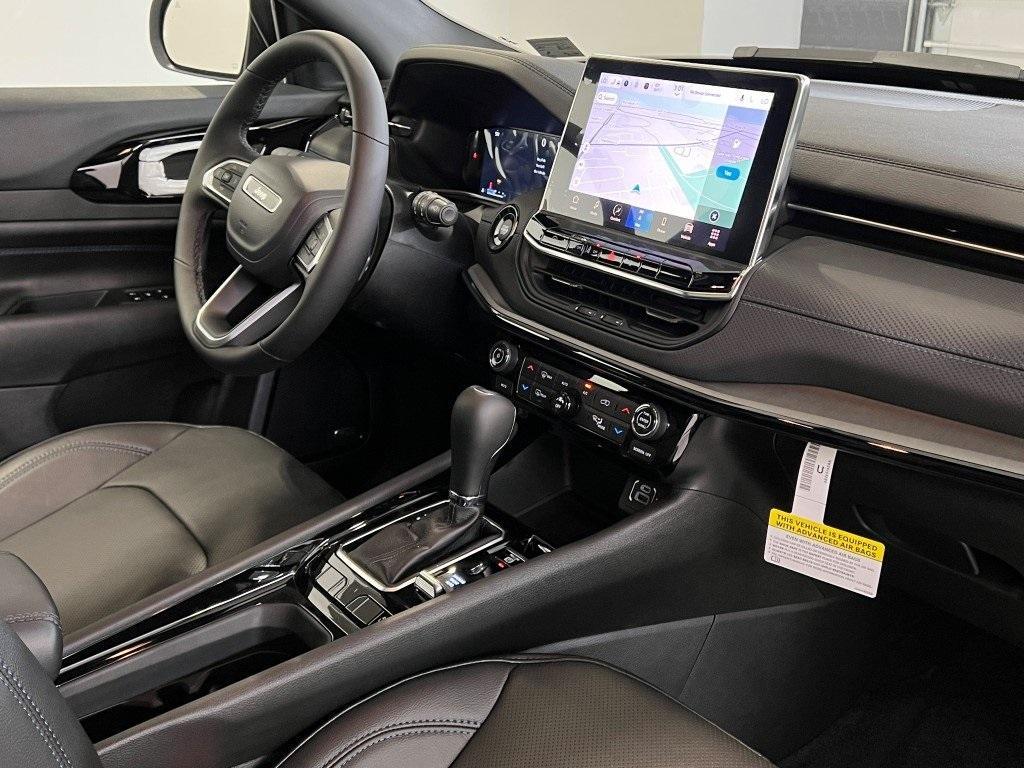 new 2025 Jeep Compass car, priced at $37,428