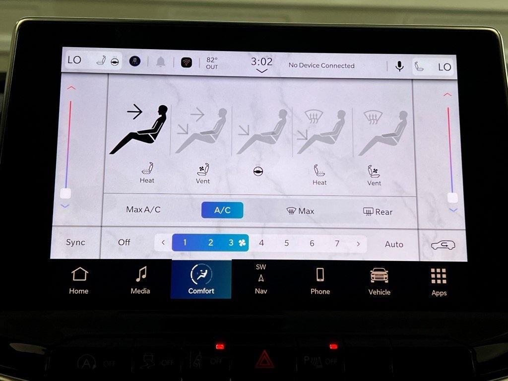 new 2025 Jeep Compass car, priced at $37,428