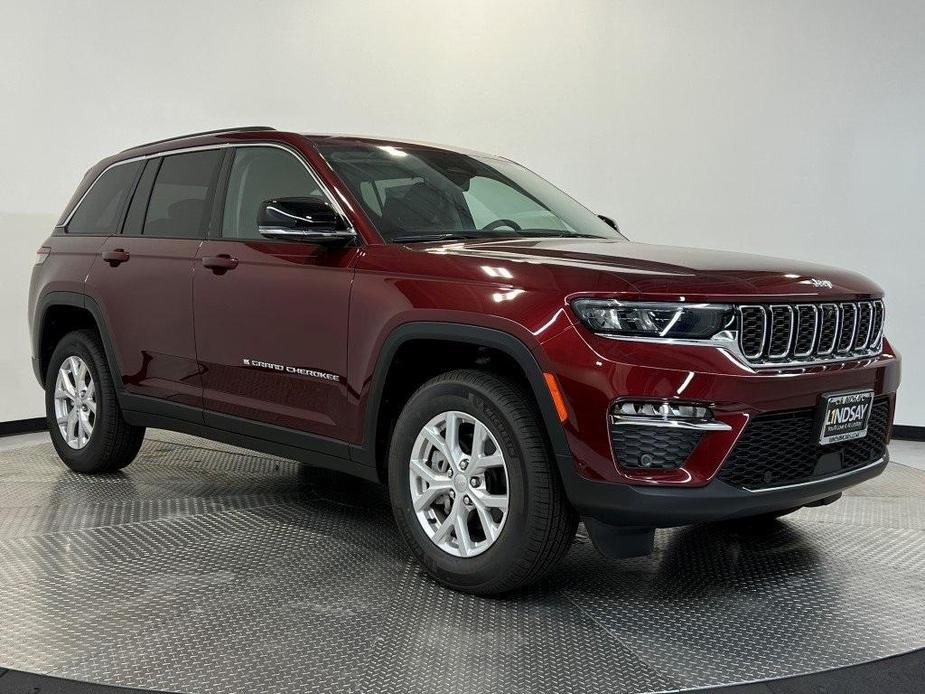 new 2024 Jeep Grand Cherokee car, priced at $43,504