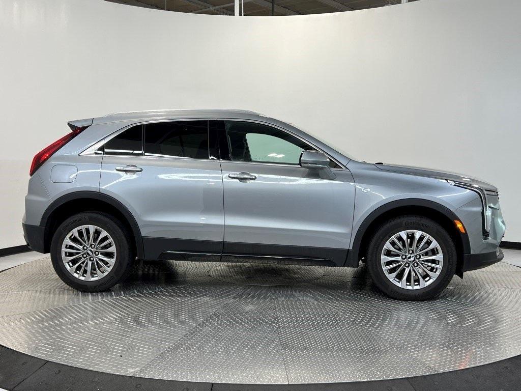used 2024 Cadillac XT4 car, priced at $35,300