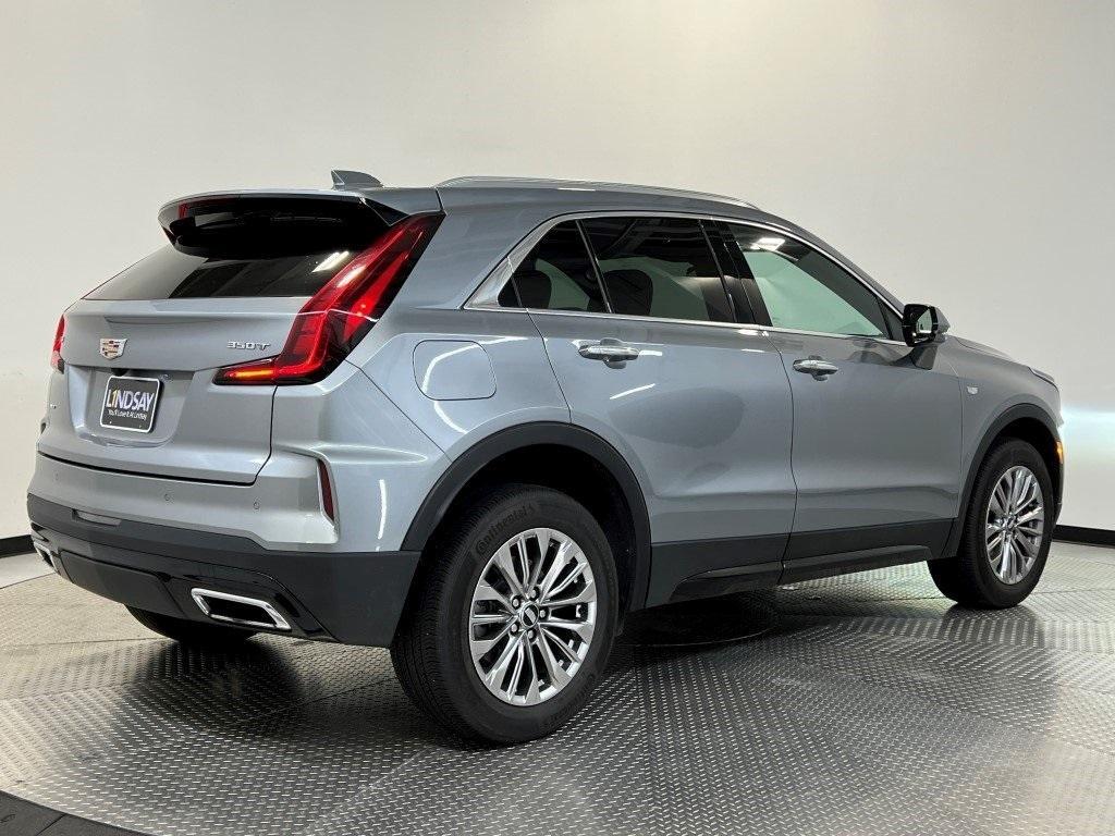 used 2024 Cadillac XT4 car, priced at $35,300