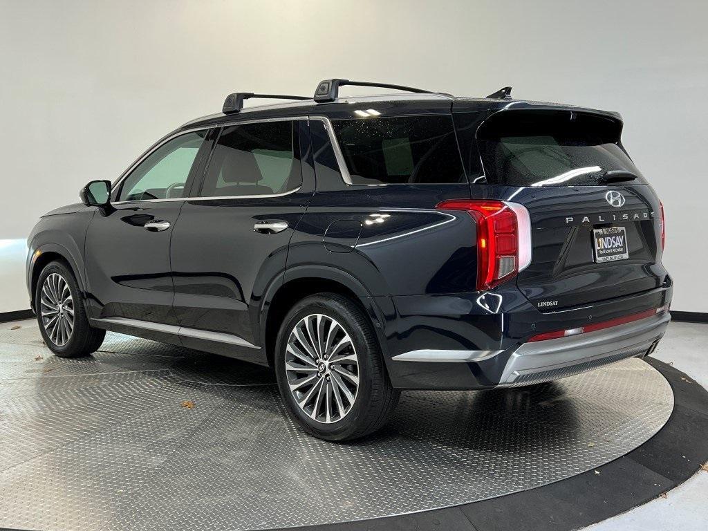 used 2024 Hyundai Palisade car, priced at $41,900