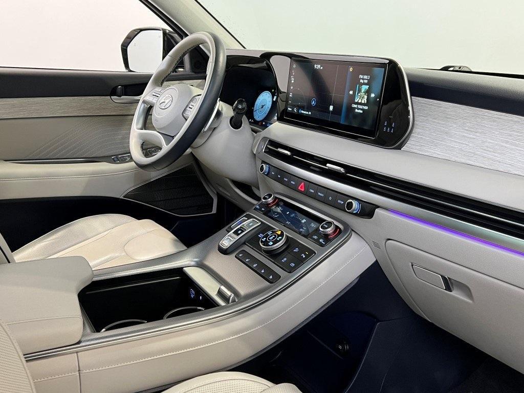 used 2024 Hyundai Palisade car, priced at $41,900