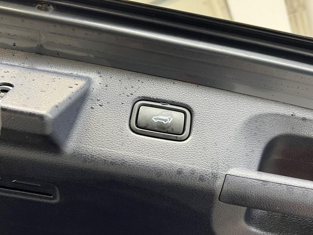 used 2024 Hyundai Palisade car, priced at $41,900