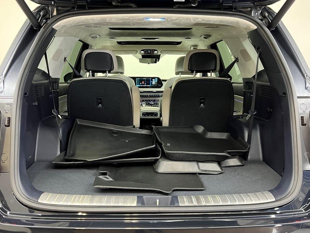 used 2024 Hyundai Palisade car, priced at $41,900