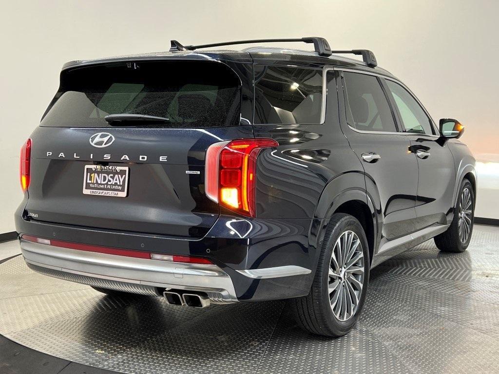 used 2024 Hyundai Palisade car, priced at $41,900