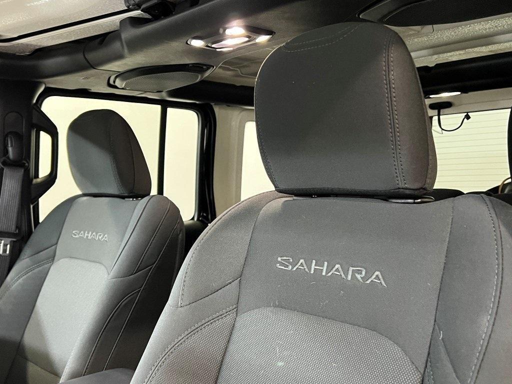 used 2022 Jeep Wrangler Unlimited car, priced at $36,200