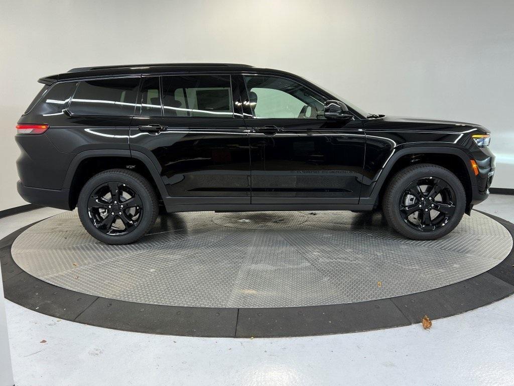 new 2025 Jeep Grand Cherokee L car, priced at $50,178