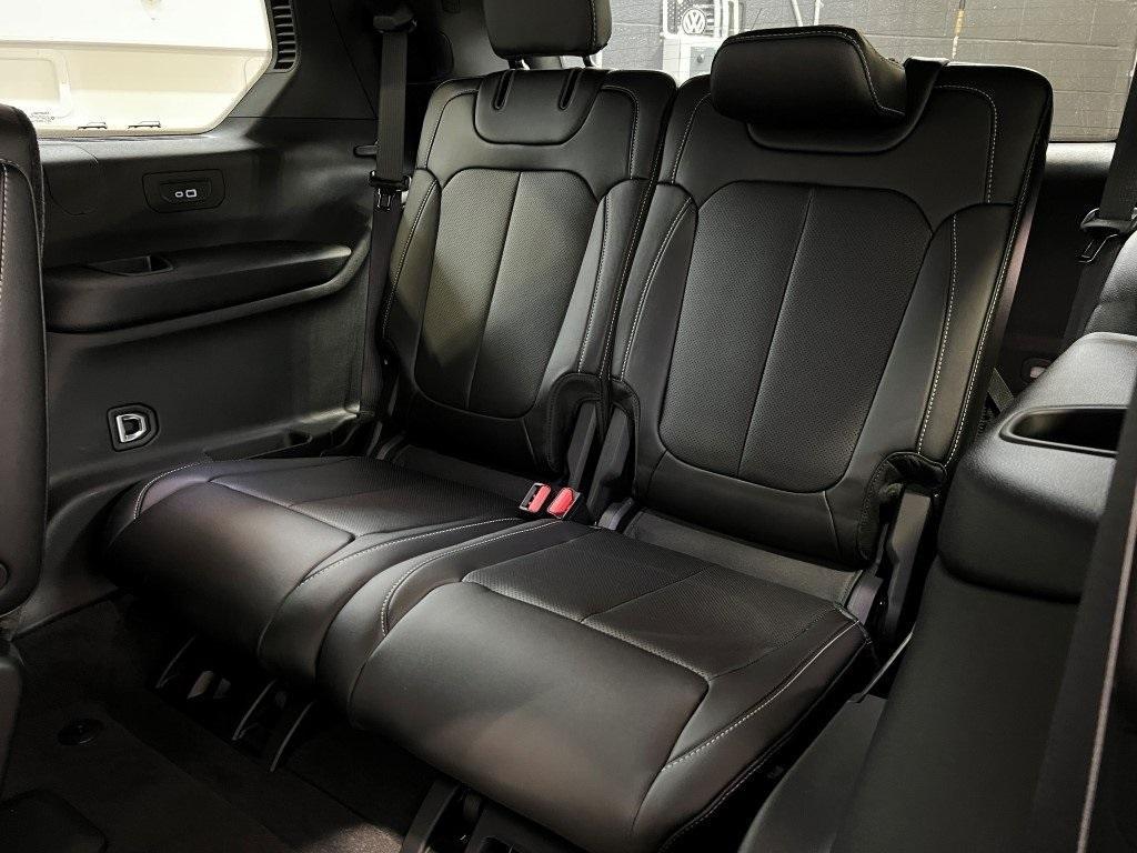 new 2025 Jeep Grand Cherokee L car, priced at $50,178