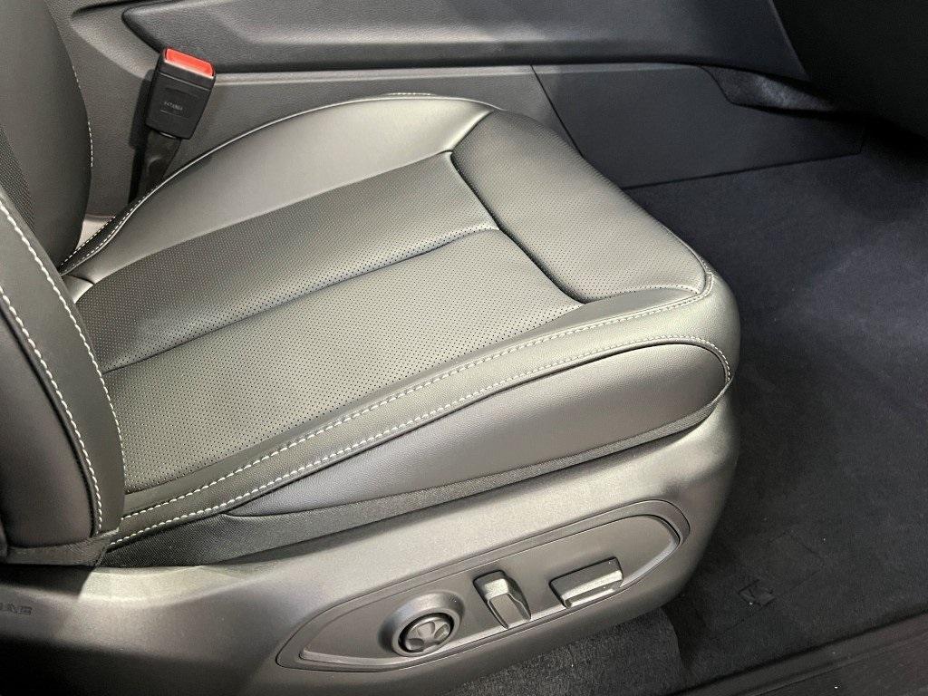 new 2025 Jeep Grand Cherokee L car, priced at $50,178