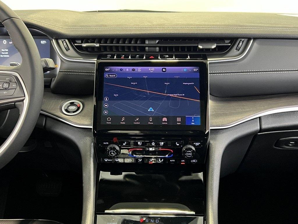 new 2025 Jeep Grand Cherokee L car, priced at $50,178