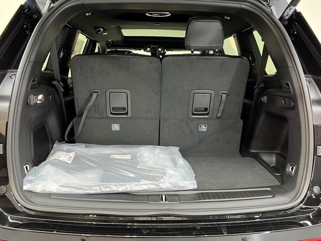 new 2025 Jeep Grand Cherokee L car, priced at $50,178