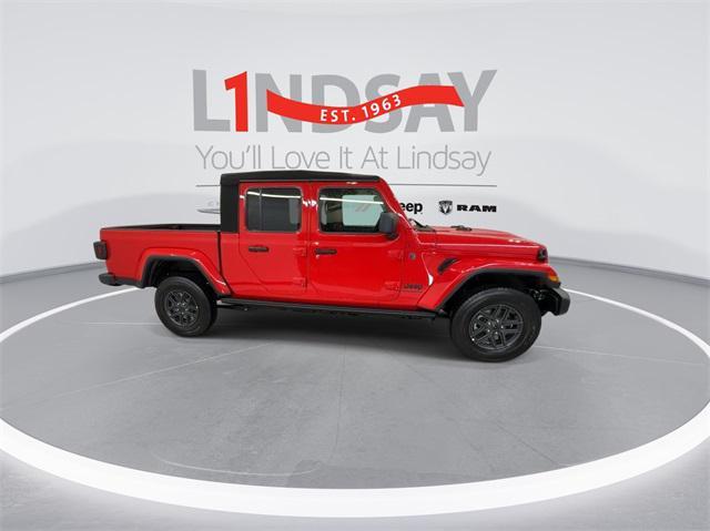 new 2024 Jeep Gladiator car, priced at $39,240