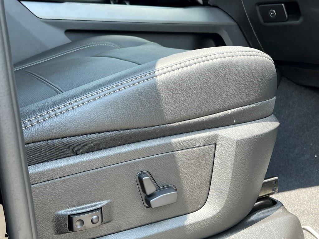 new 2025 Ram 2500 car, priced at $72,228