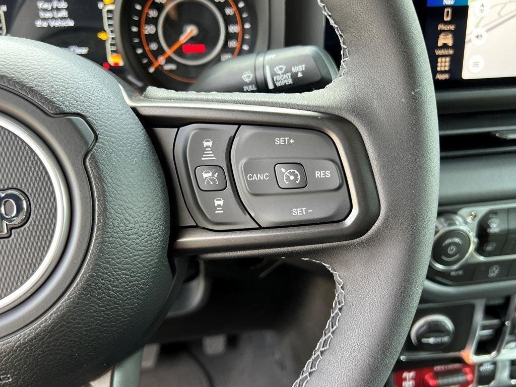 new 2025 Jeep Gladiator car, priced at $55,517