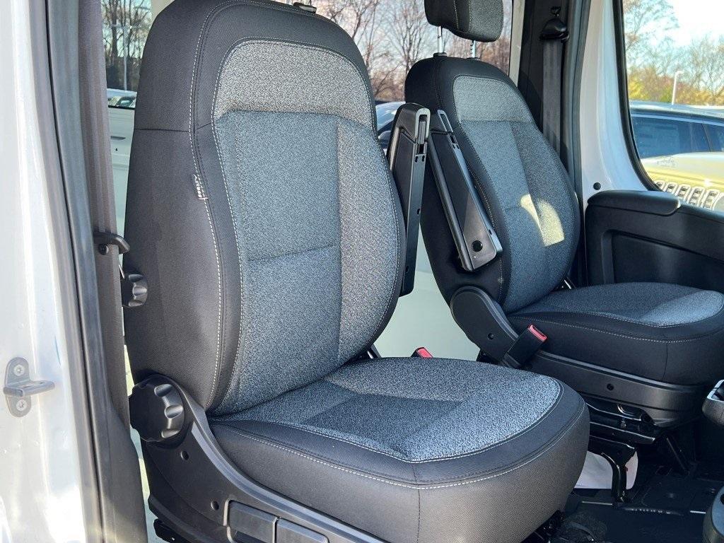 new 2026 Ram ProMaster 2500 Window Van car, priced at $54,303