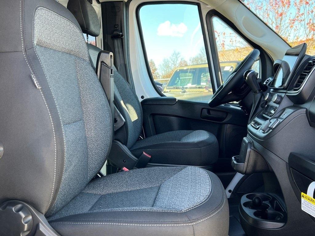 new 2026 Ram ProMaster 2500 Window Van car, priced at $54,303