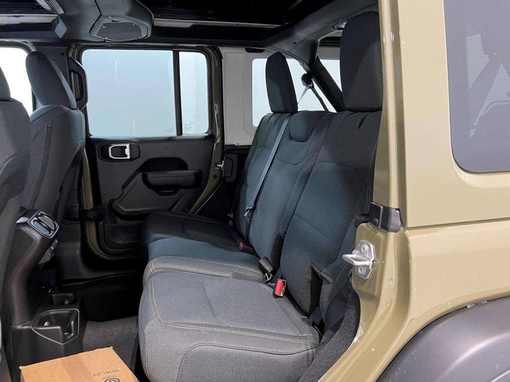 new 2025 Jeep Wrangler car, priced at $46,112