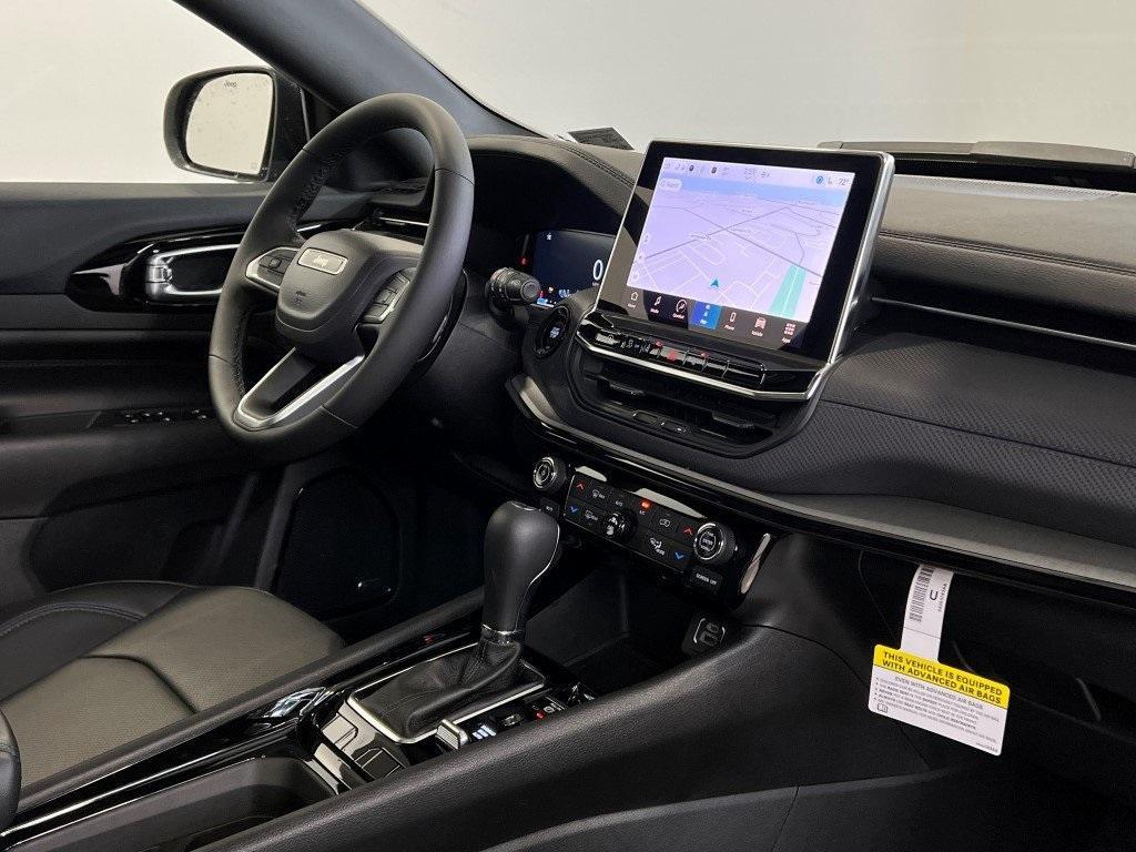 new 2025 Jeep Compass car, priced at $37,528