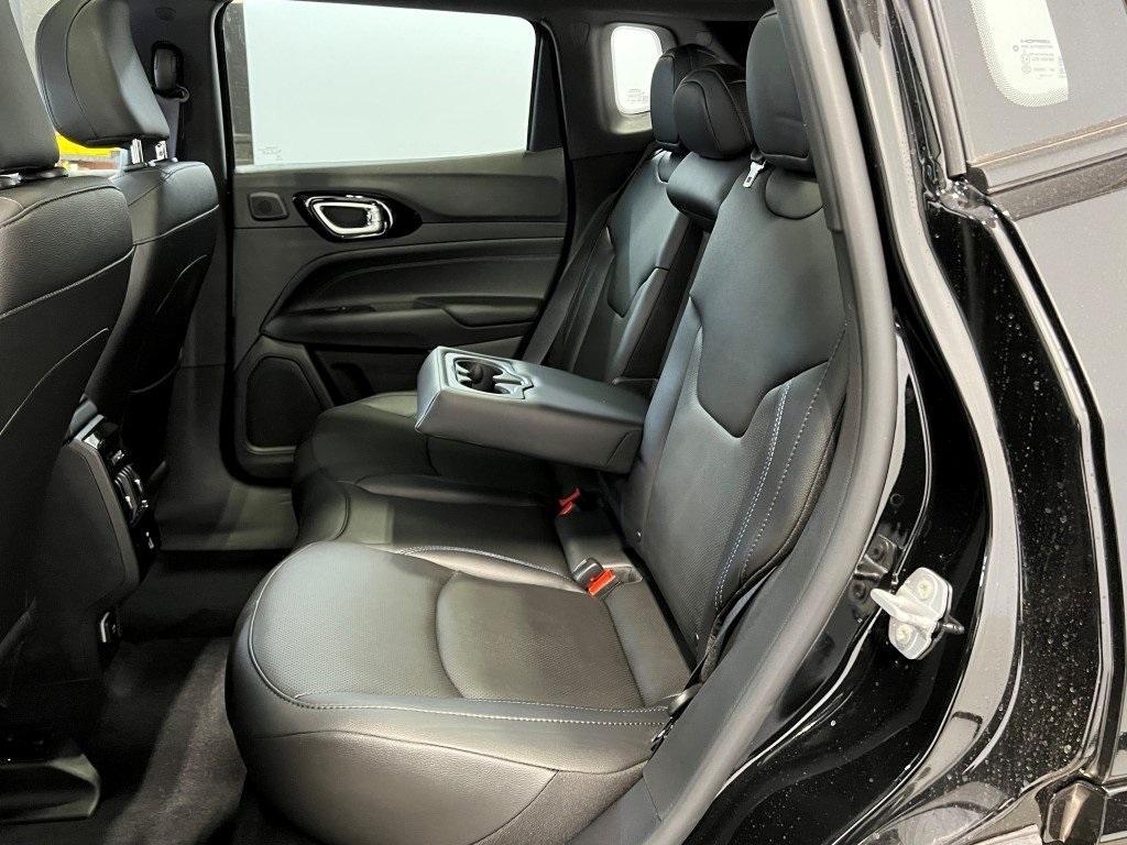 new 2025 Jeep Compass car, priced at $37,528