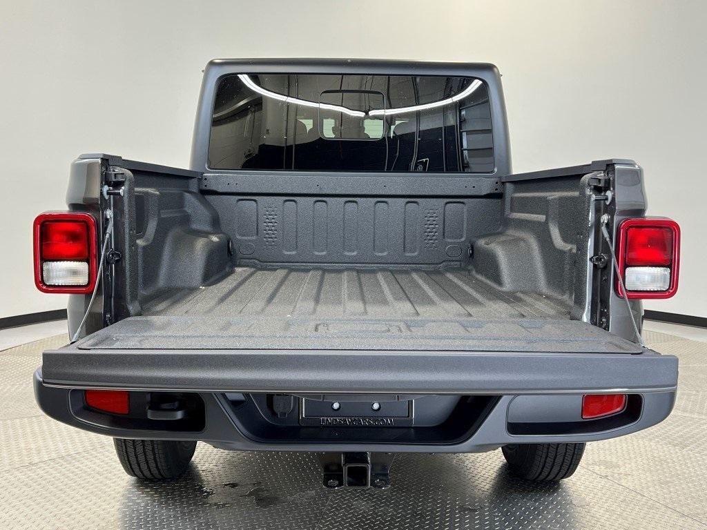 new 2025 Jeep Gladiator car, priced at $44,499