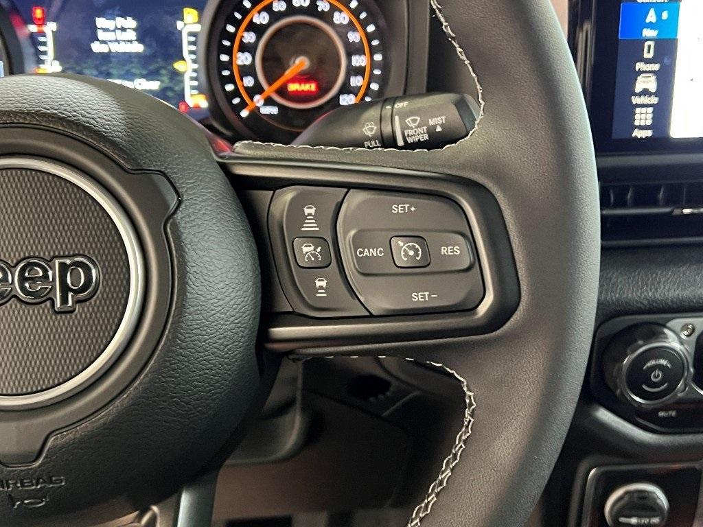 new 2025 Jeep Gladiator car, priced at $44,499