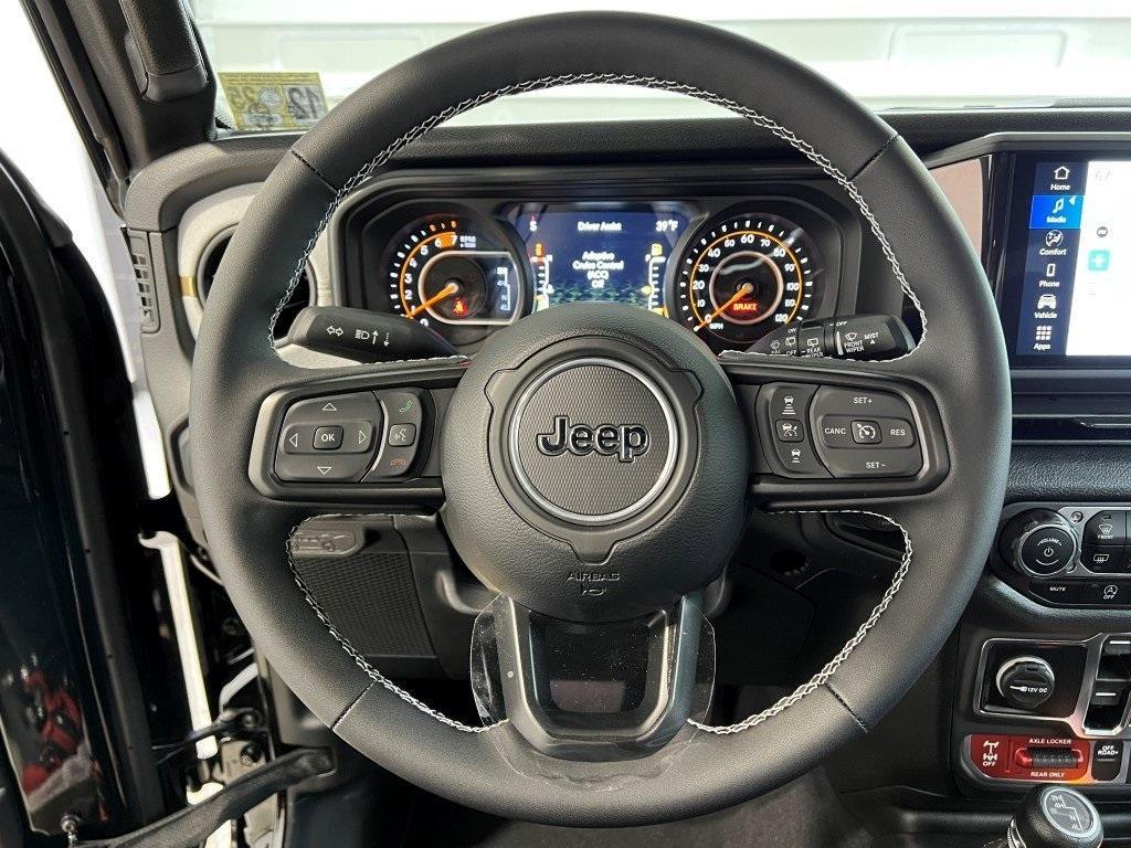 new 2025 Jeep Wrangler car, priced at $54,609