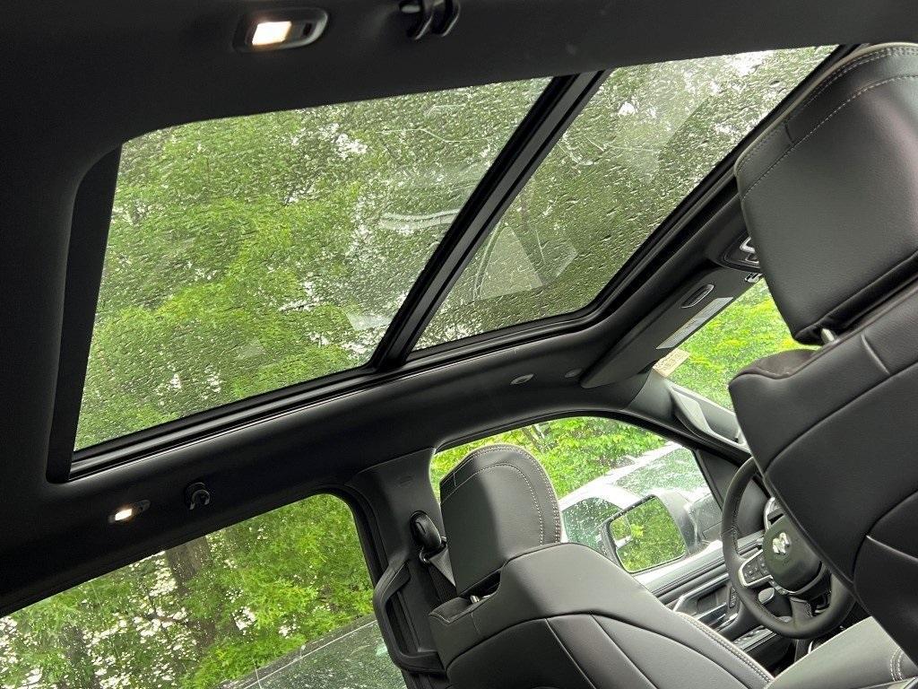 new 2025 Ram 1500 car, priced at $60,911