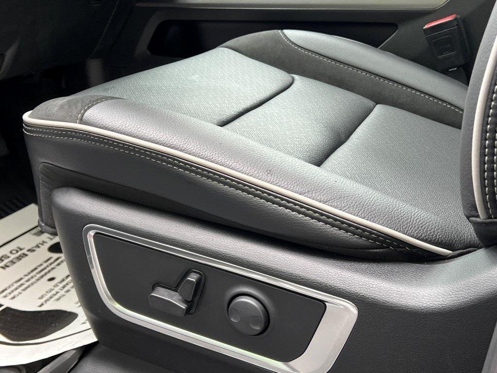new 2025 Ram 1500 car, priced at $60,911