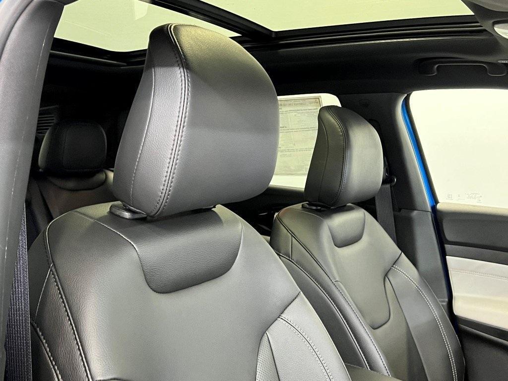 new 2025 Jeep Compass car, priced at $38,981