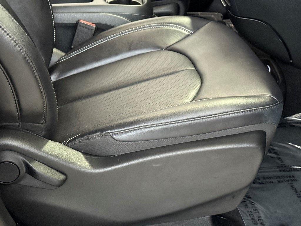 used 2025 Chrysler Pacifica car, priced at $34,700