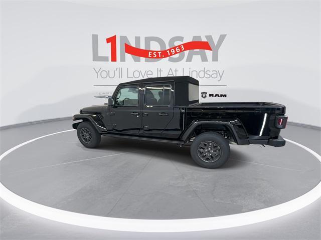 new 2024 Jeep Gladiator car, priced at $41,740