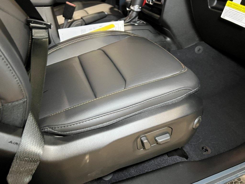 new 2026 Jeep Wrangler car, priced at $52,346