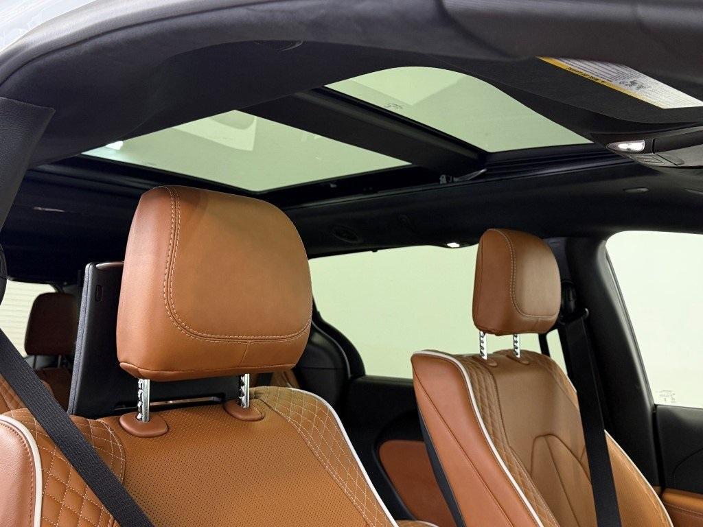 new 2026 Chrysler Pacifica car, priced at $52,023