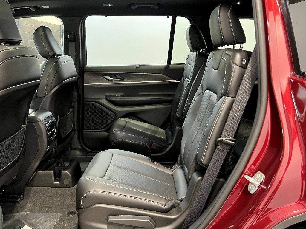 new 2025 Jeep Grand Cherokee L car, priced at $46,804