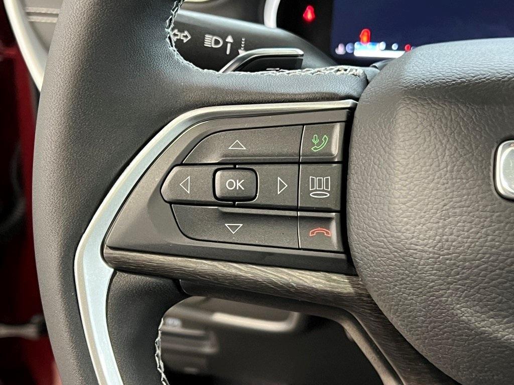 new 2025 Jeep Grand Cherokee L car, priced at $46,804