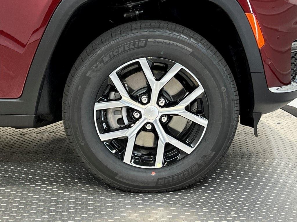 new 2025 Jeep Grand Cherokee L car, priced at $46,804