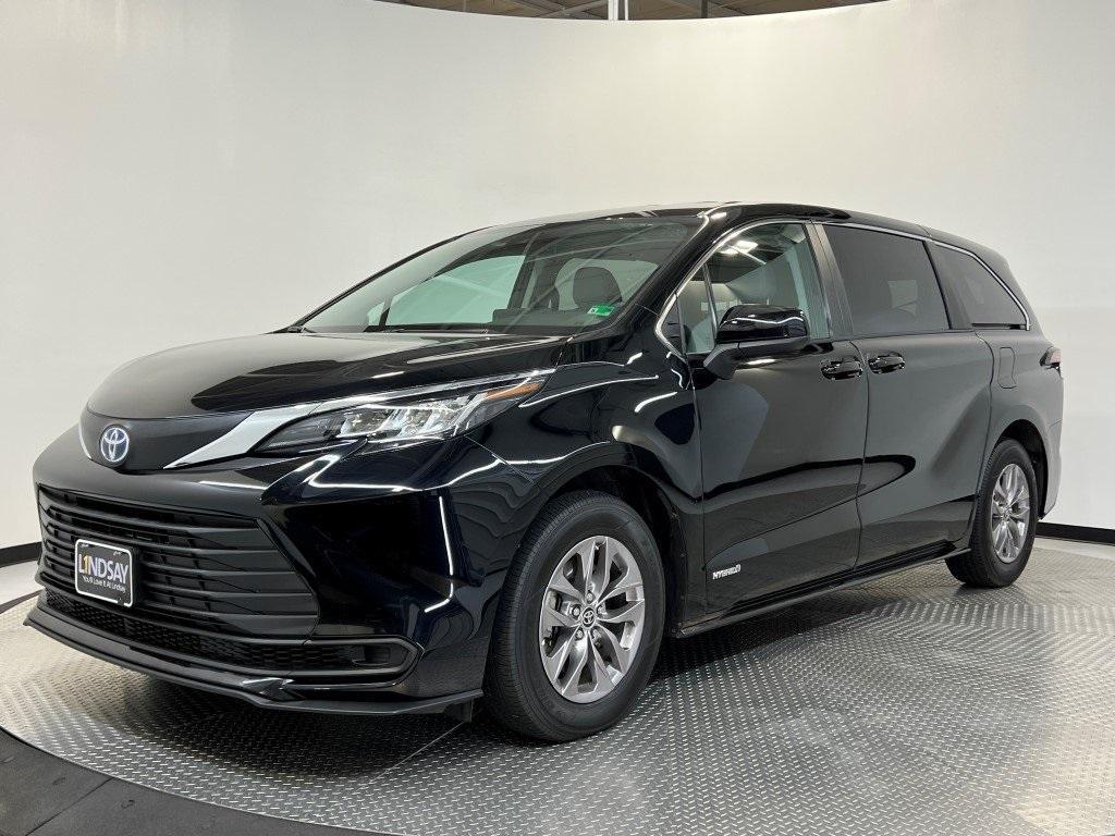used 2021 Toyota Sienna car, priced at $36,200