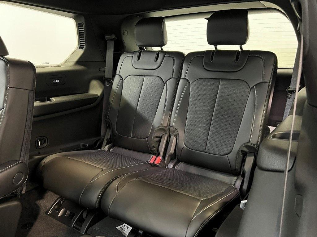 new 2025 Jeep Grand Cherokee L car, priced at $46,804