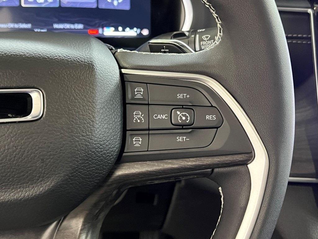 new 2025 Jeep Grand Cherokee L car, priced at $46,804