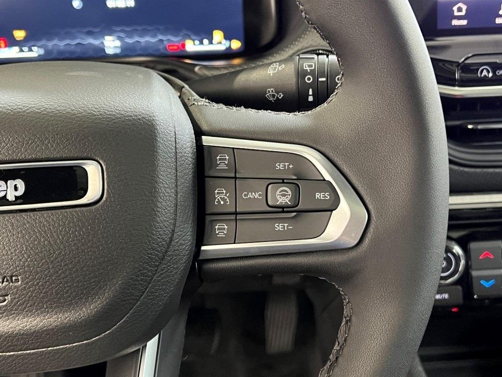 new 2025 Jeep Compass car, priced at $37,380