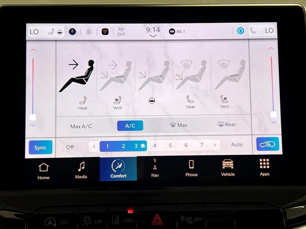 new 2025 Jeep Compass car, priced at $37,380