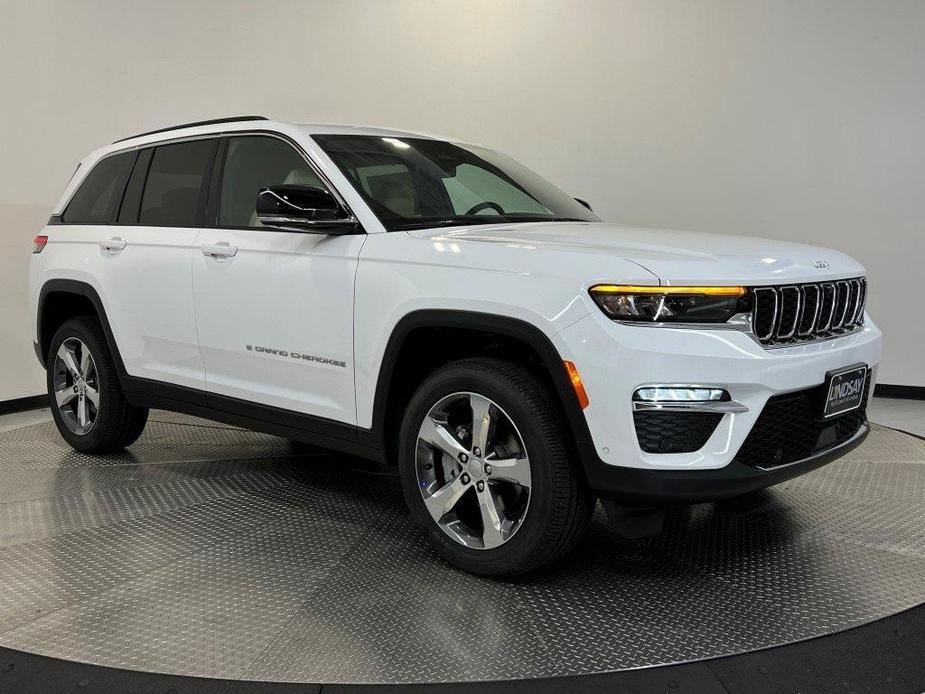 new 2025 Jeep Grand Cherokee car, priced at $49,101