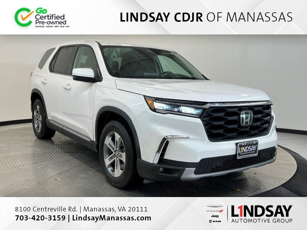 used 2023 Honda Pilot car, priced at $35,700