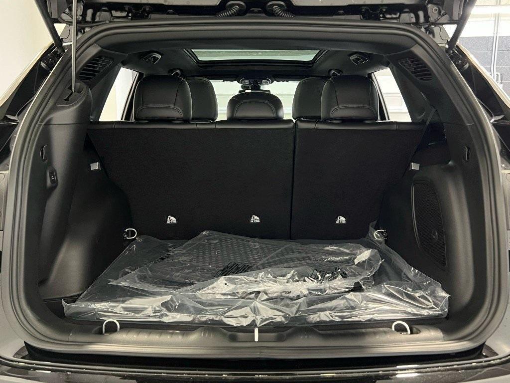 new 2025 Jeep Compass car, priced at $33,067