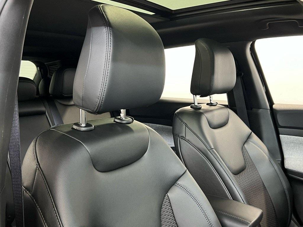 new 2025 Jeep Compass car, priced at $33,067