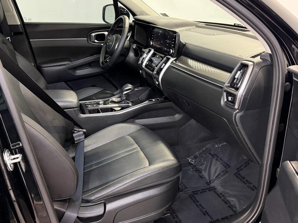 used 2023 Kia Sorento car, priced at $27,300